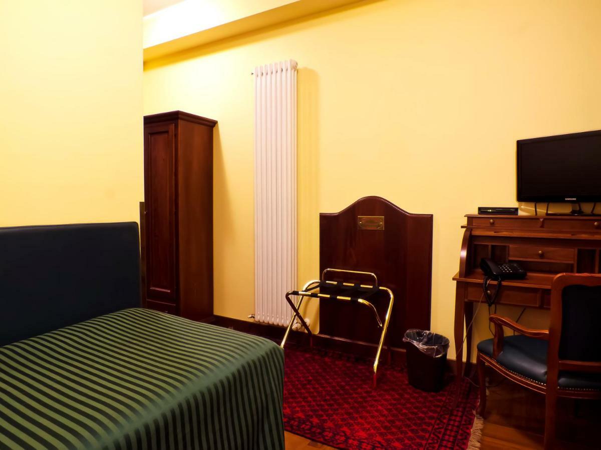 Relax Style House Central Rooms Pescara Exterior foto